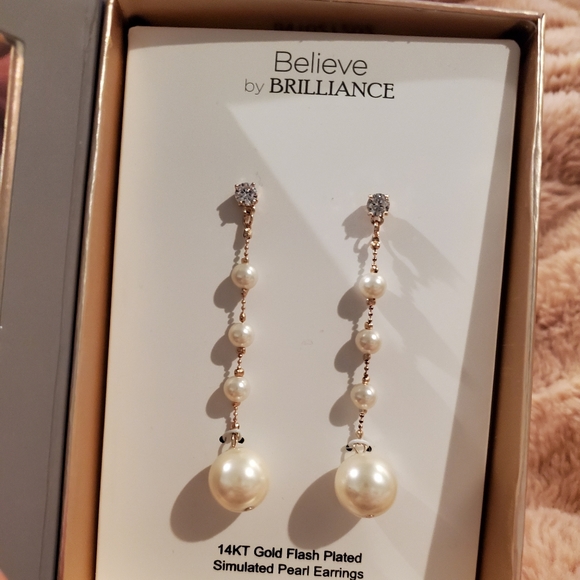 Believe by Brilliance 14K gold Pearl earrings - Picture 4 of 5